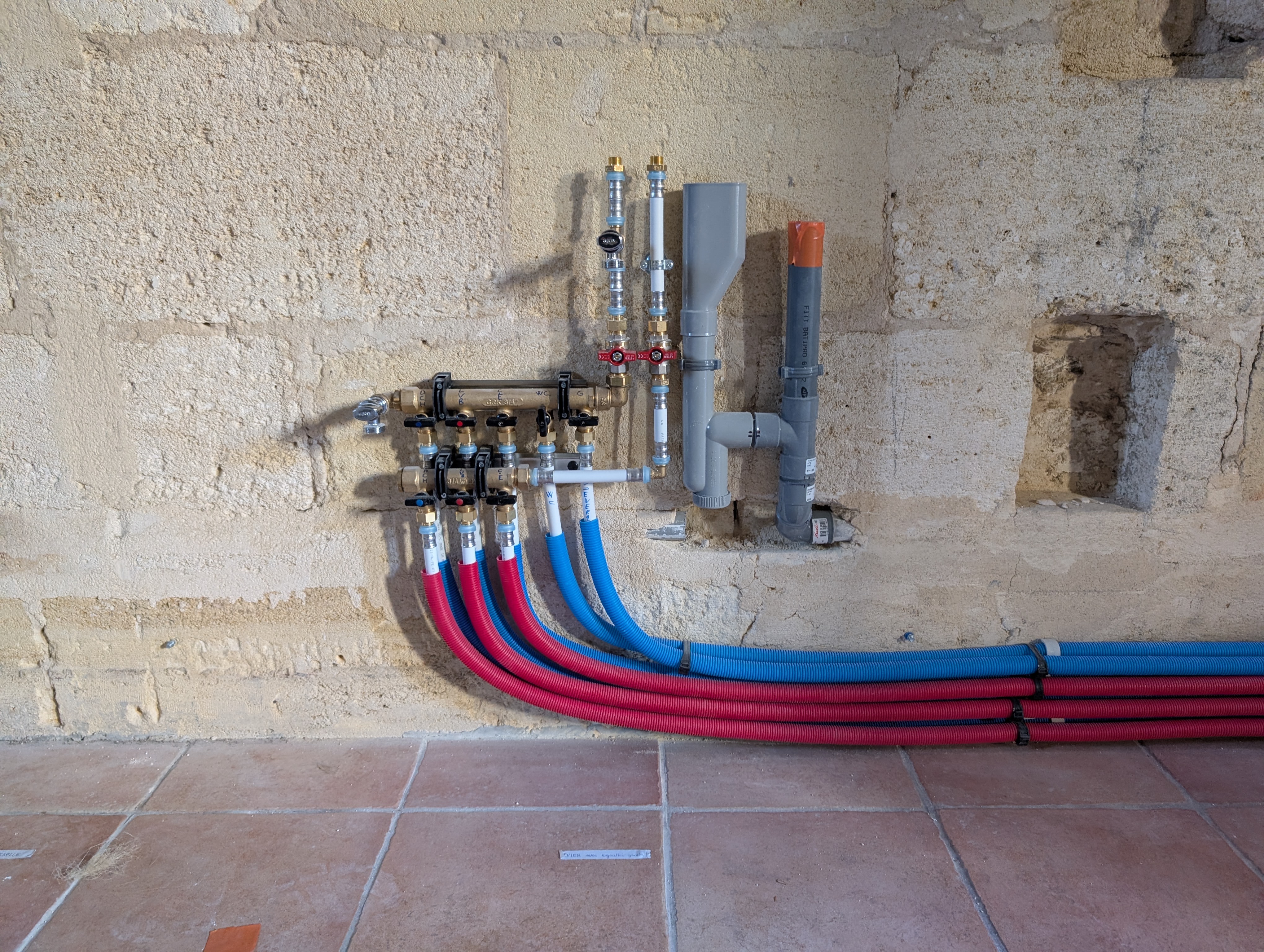 PXL_20251208_131431549