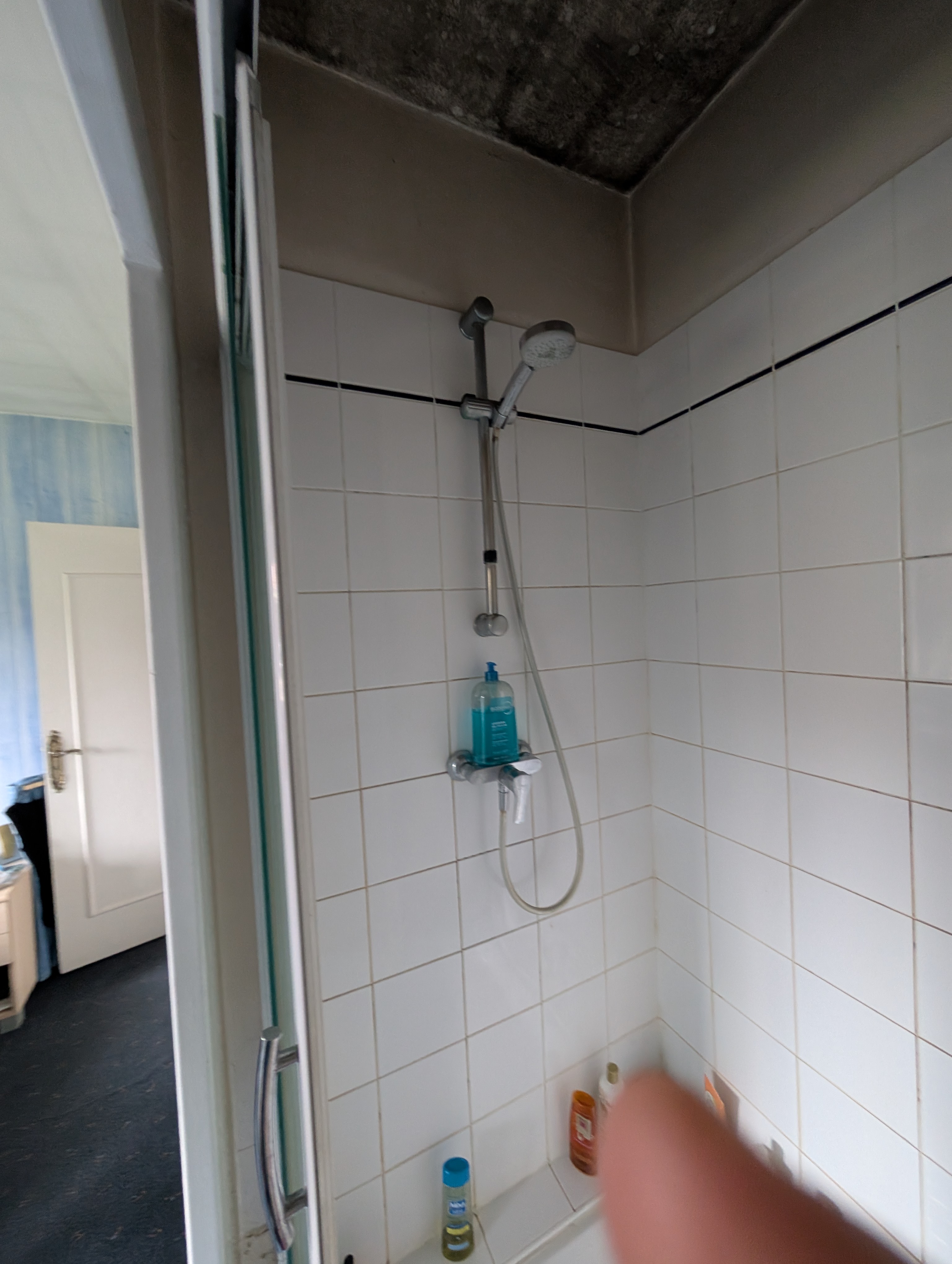 PXL_20251215_103834995